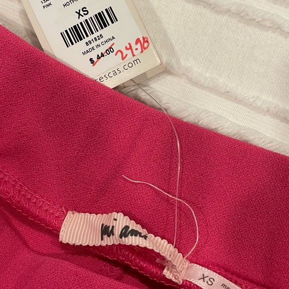 Francesca’s Pink Mini Skirt - Picture 3 of 3